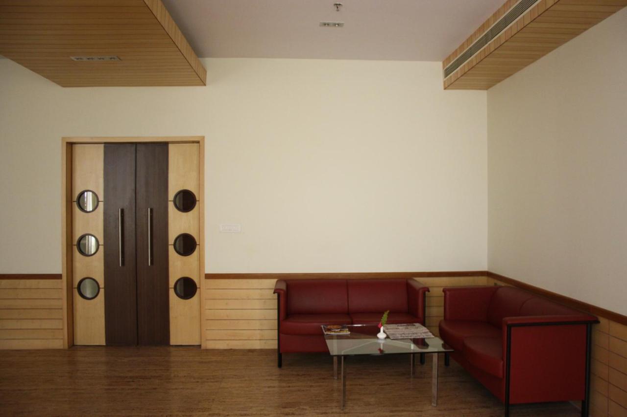 Royal Orchid Central Kireeti Hampi, Hospet Eksteriør bilde