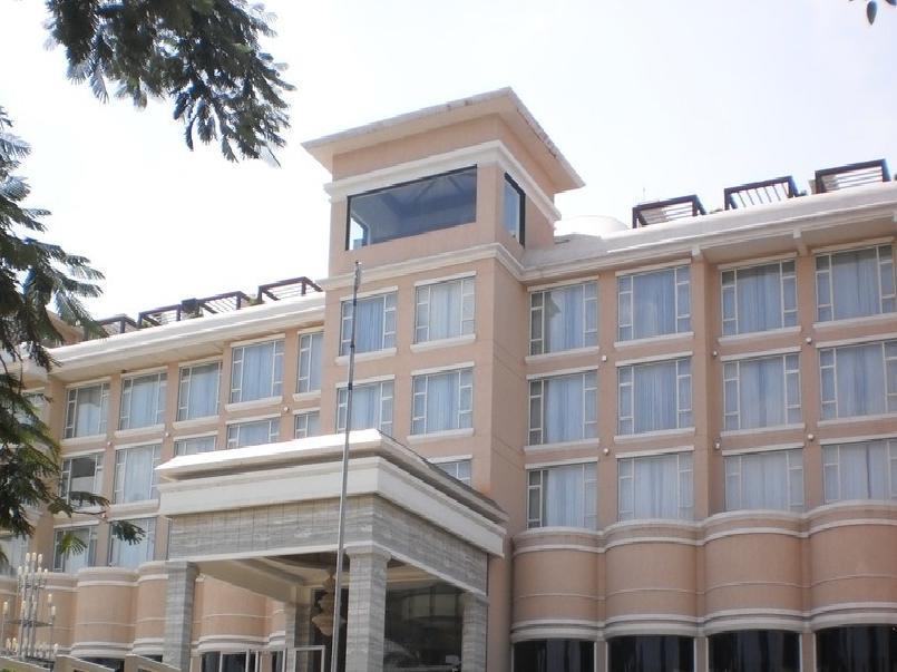 Royal Orchid Central Kireeti Hampi, Hospet Eksteriør bilde