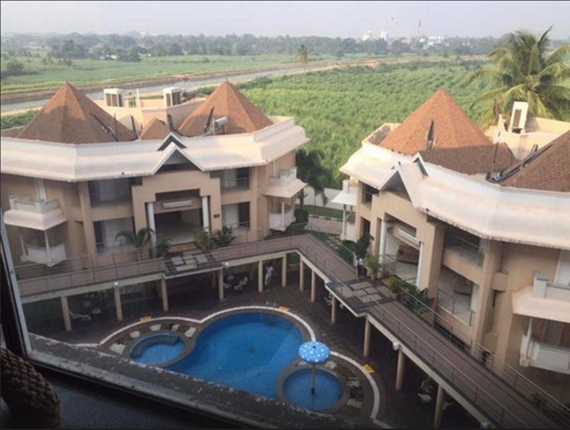Royal Orchid Central Kireeti Hampi, Hospet Eksteriør bilde